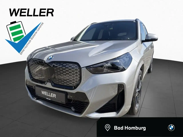 BMW iX1