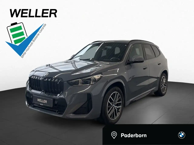 BMW iX1