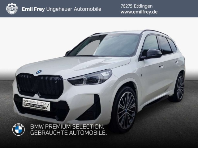 BMW iX1