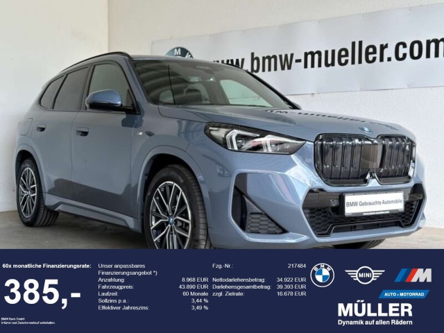 BMW iX1