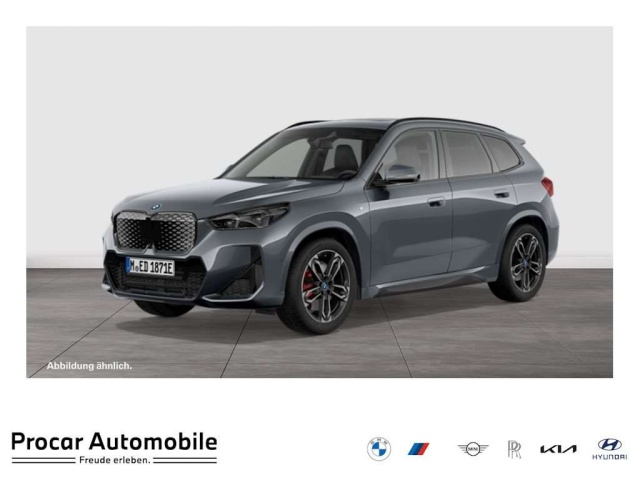 BMW iX1