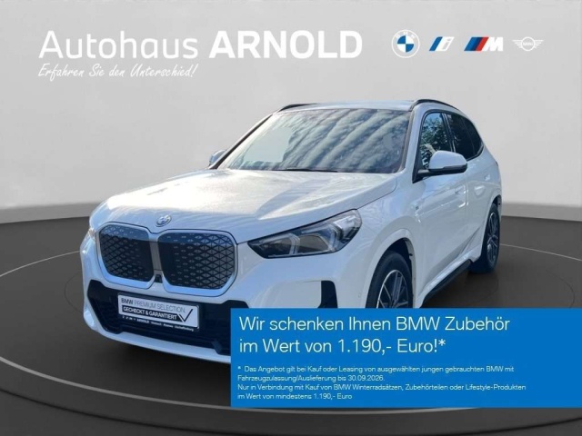 BMW iX1