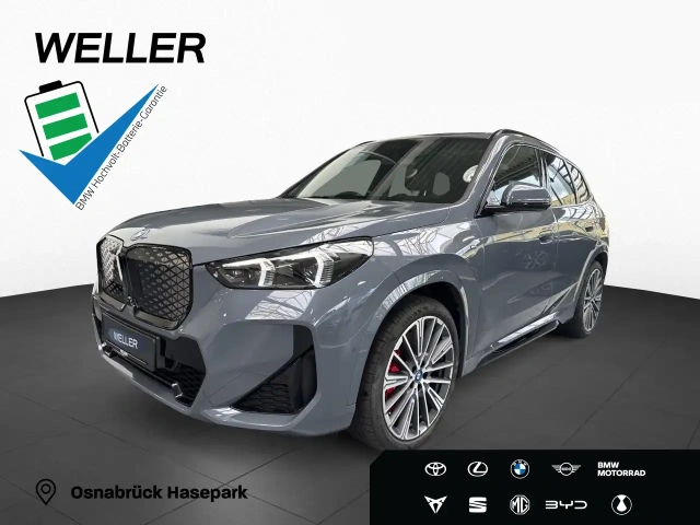 BMW iX1