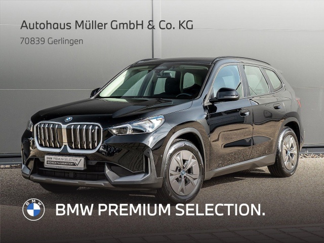 BMW iX1