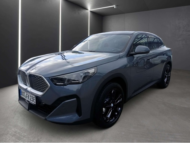 BMW iX2