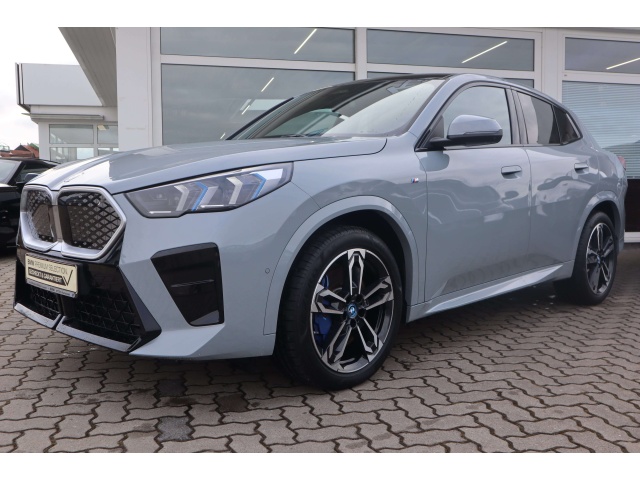 BMW iX2
