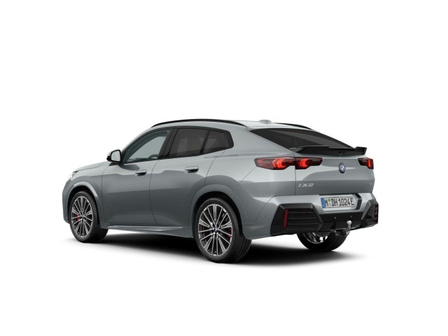 BMW iX2