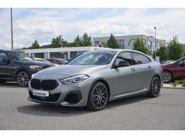 BMW M235