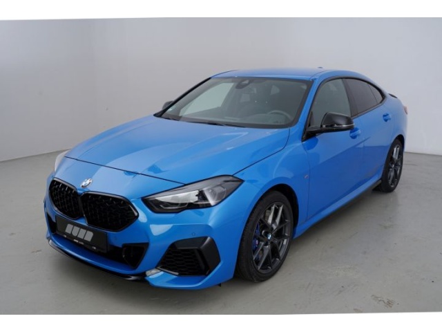 BMW M235