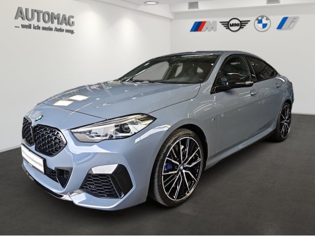 BMW M235