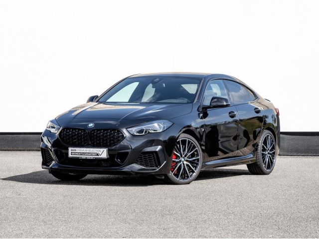 BMW M235