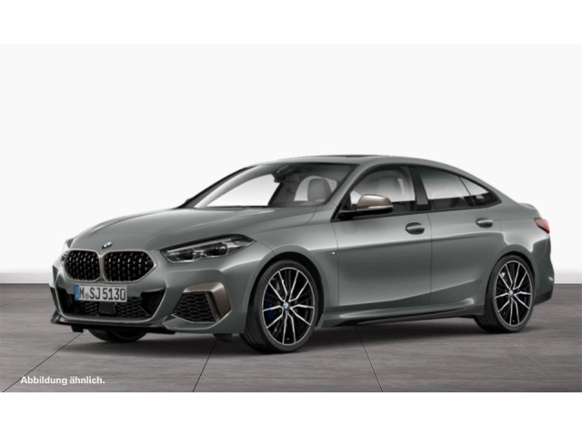 BMW M235