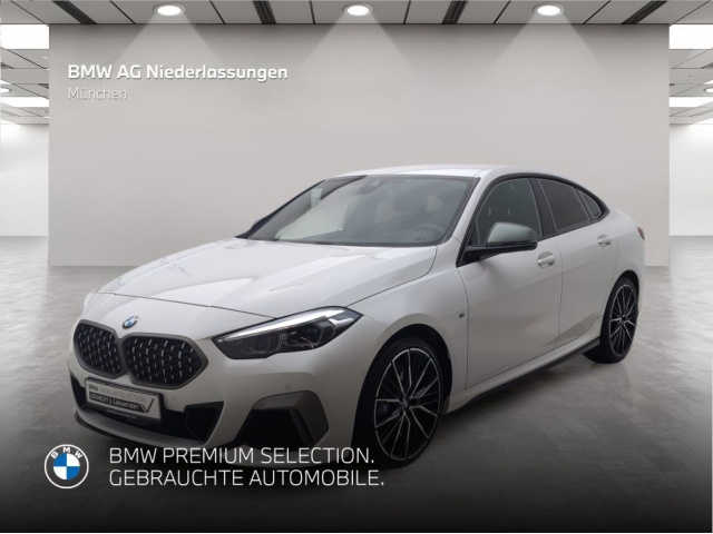 BMW M235