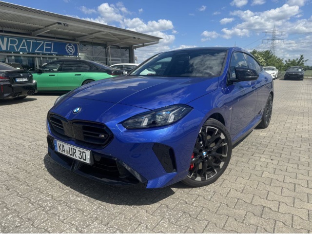 BMW M235