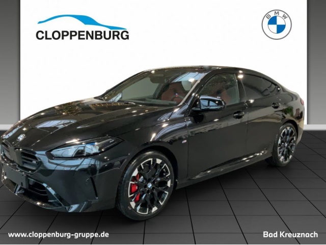 BMW M235