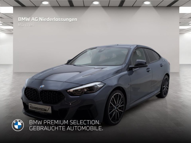 BMW M235