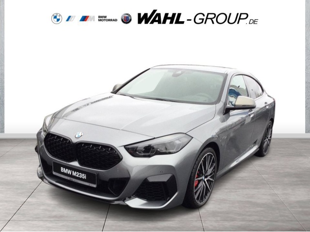 BMW M235