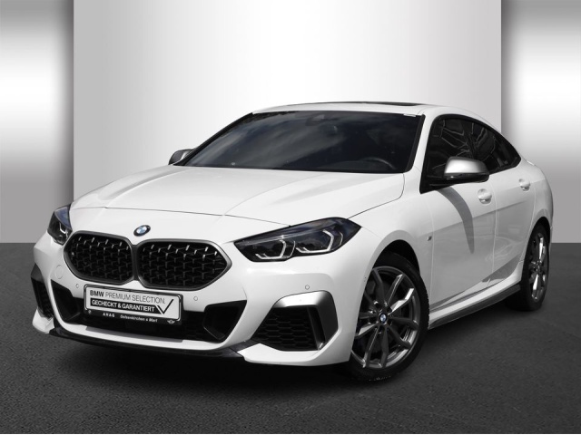 BMW M235