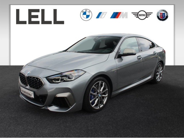 BMW M235