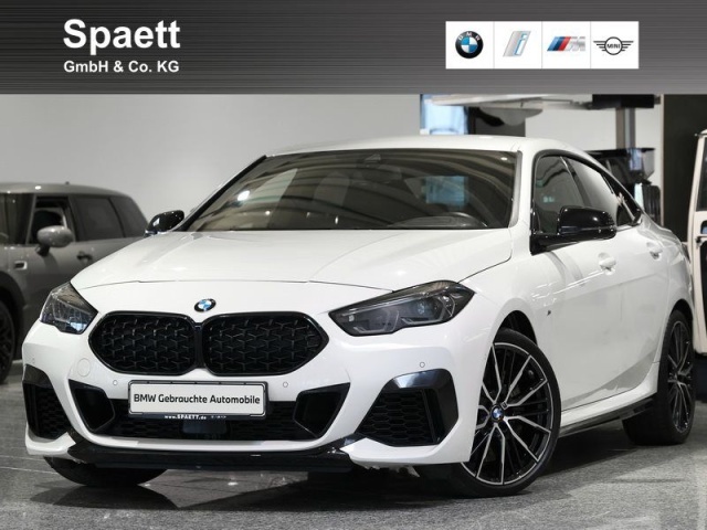 BMW M235