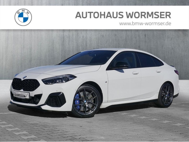 BMW M235