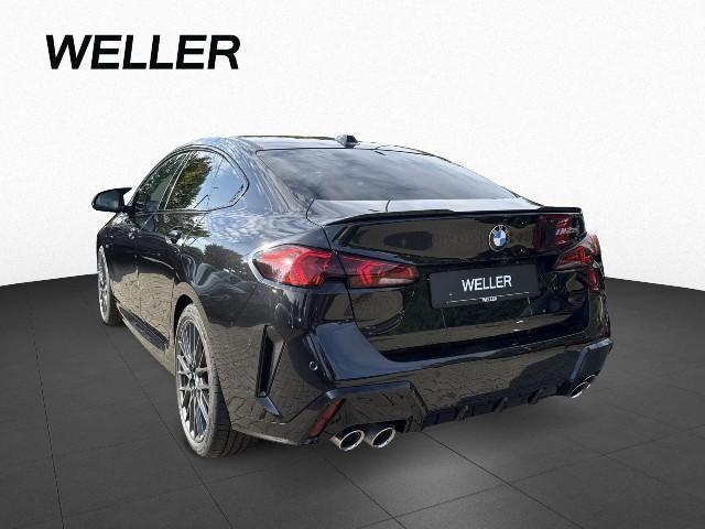 BMW M235