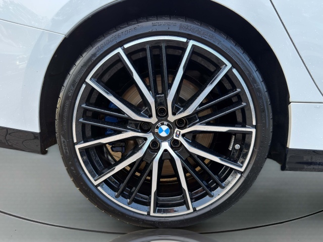 BMW M235