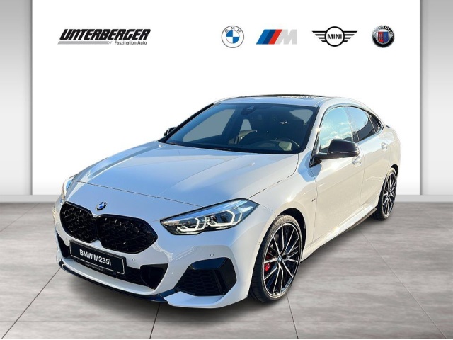 BMW M235