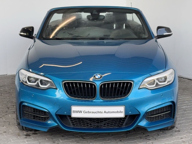 BMW M240i