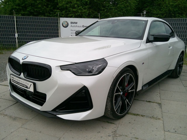 BMW M240i