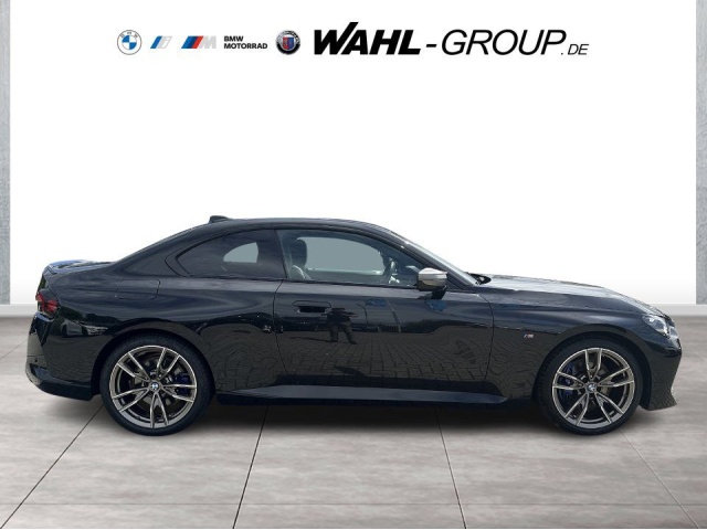 BMW M240i