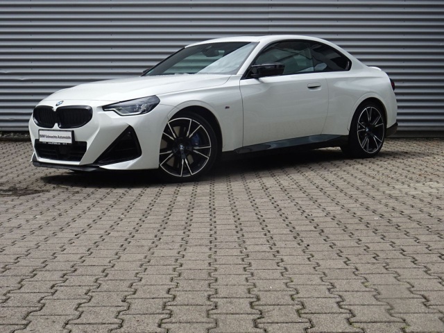 BMW M240i
