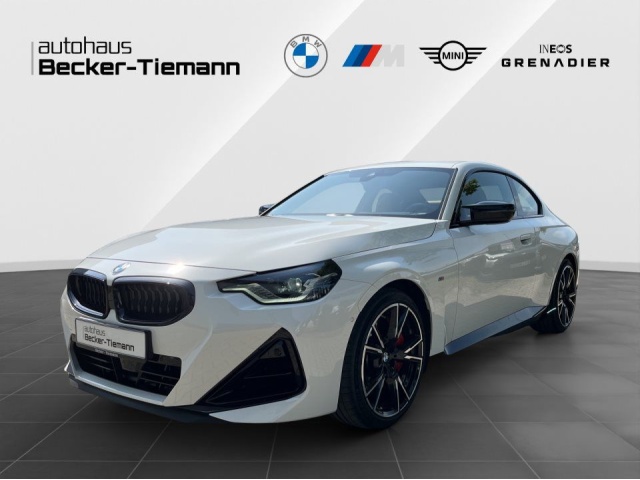BMW M240i