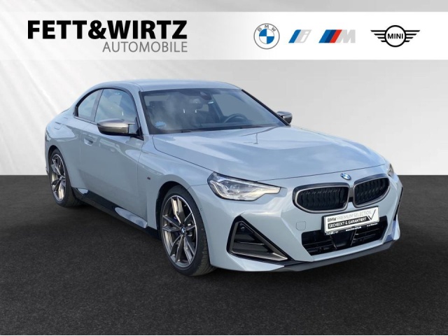 BMW M240i