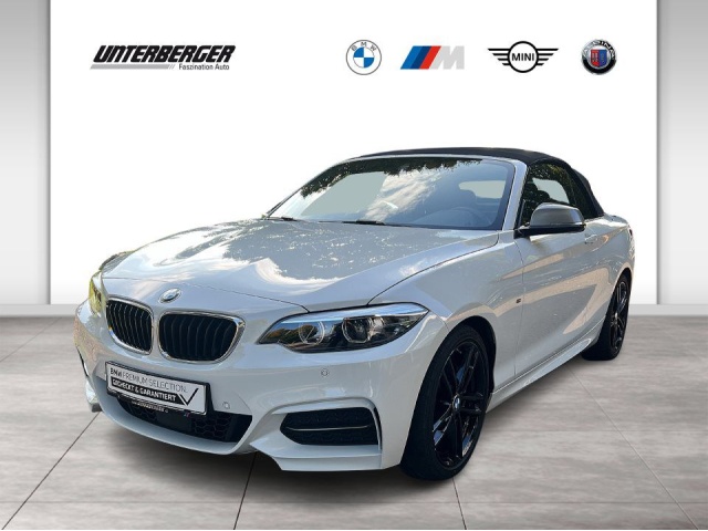 BMW M240i