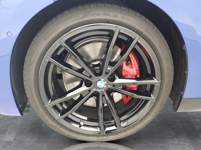 BMW M240i