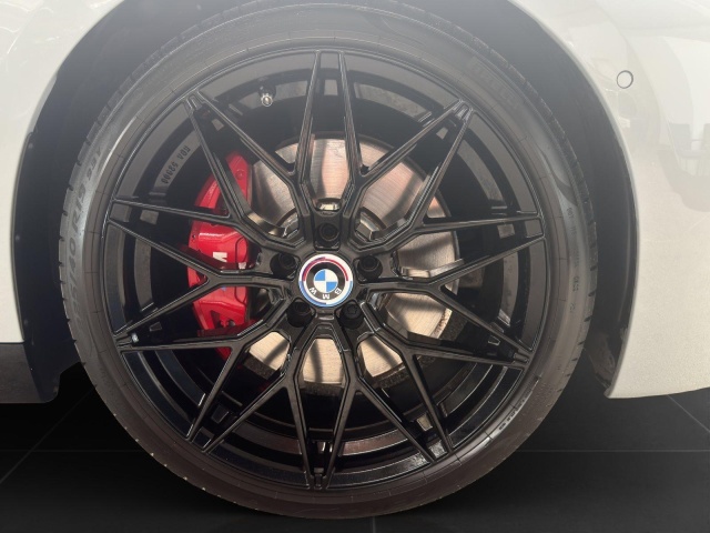 BMW M240i