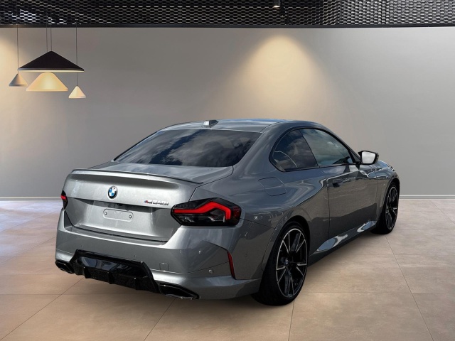 BMW M240i