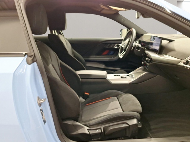 BMW M240i