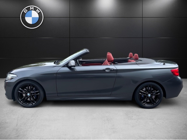 BMW M240i
