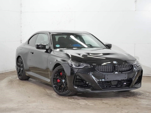 BMW M240i