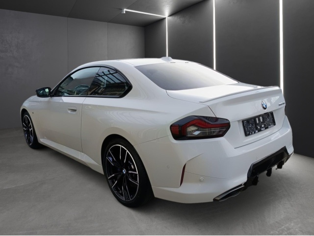BMW M240i