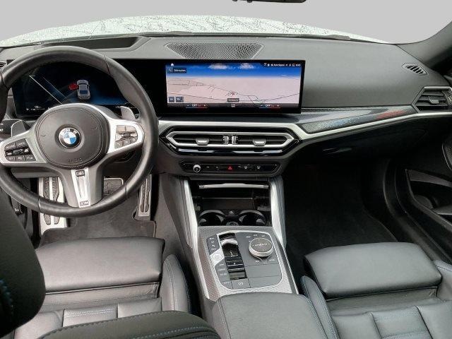 BMW M240i