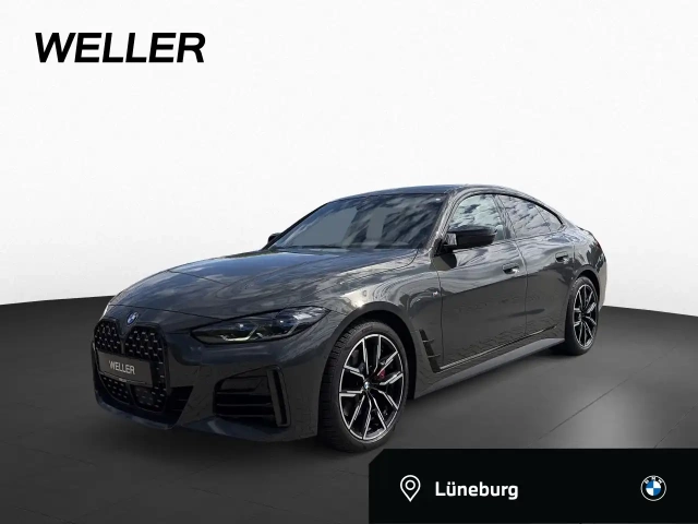 BMW M440i