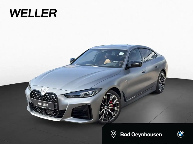 BMW M440i