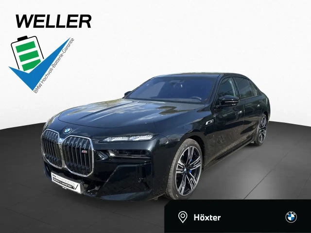 BMW M760e
