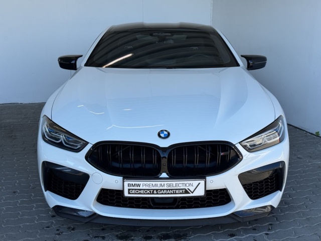 BMW M8