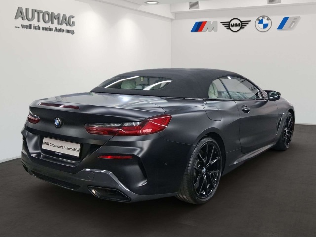 BMW M8