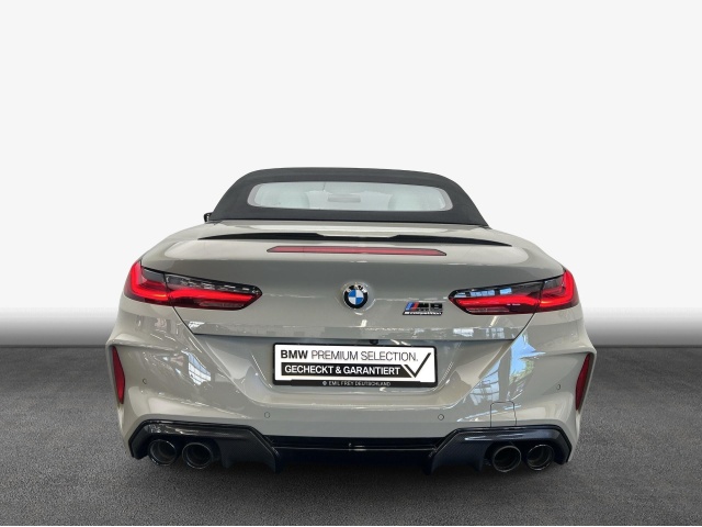 BMW M8
