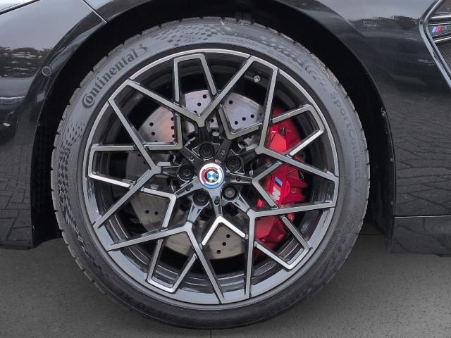 BMW M8